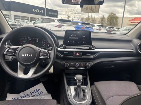 Used 2023 Kia Forte LXS w/ LXS Technology Package FWD image 16