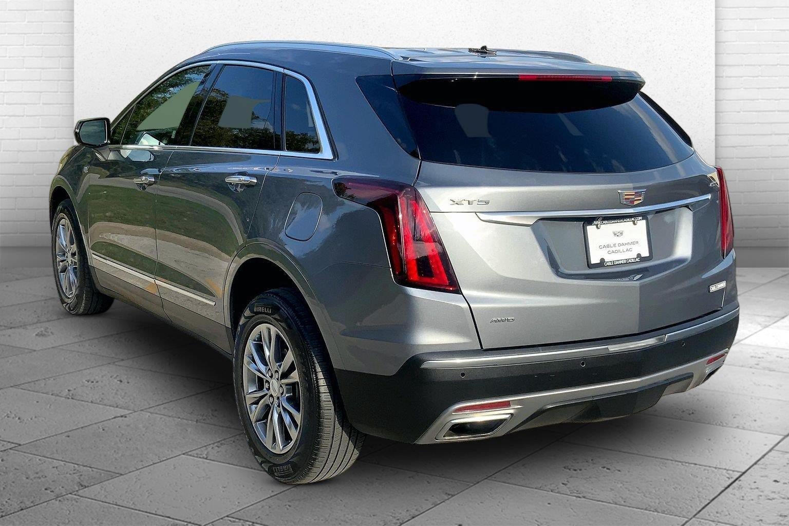 Used 2021 Cadillac XT5 Premium Luxury AWD/4WD image 11