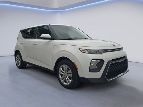 Used 2020 Kia Soul LX FWD image 8