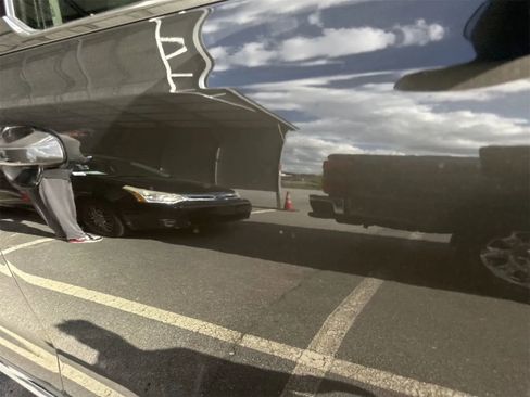 Used 2020 Kia Telluride EX image 22