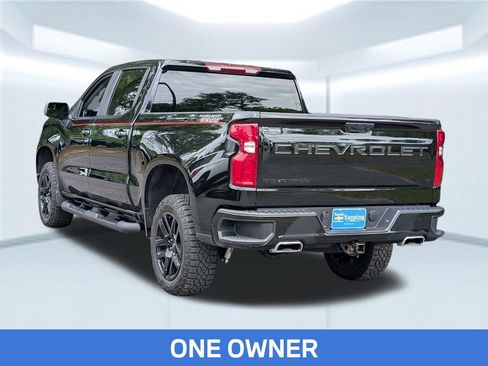 Used 2025 Chevrolet Silverado 1500 LT Trail Boss w/ LPO, Dark Essentials Package AWD/4WD image 4