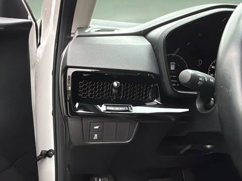 Used 2025 Honda CR-V EX-L image 22