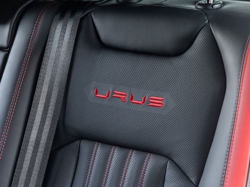 Used 2024 Lamborghini Urus Performante image 44