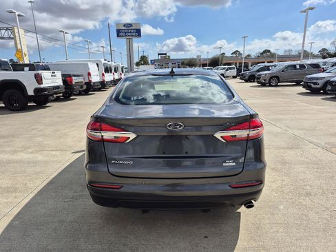 Certified 2020 Ford Fusion SE image 7
