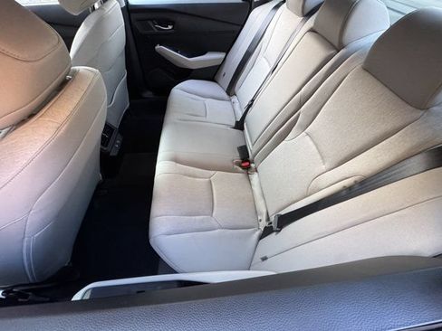 Used 2025 Honda Accord SE image 25