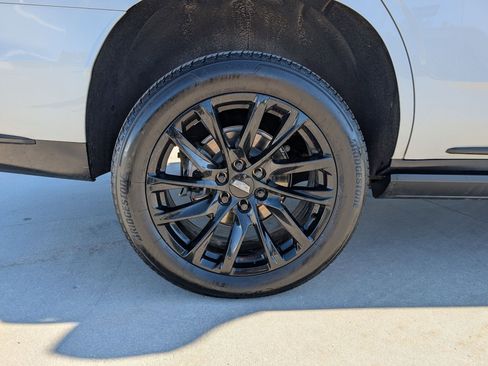 Used 2024 Cadillac Escalade Sport Platinum w/ LPO, ONYX Package image 13