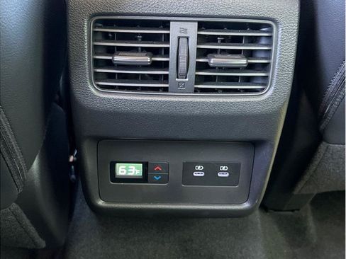 Used 2025 Nissan Rogue SL w/ Tech Package AWD/4WD image 10