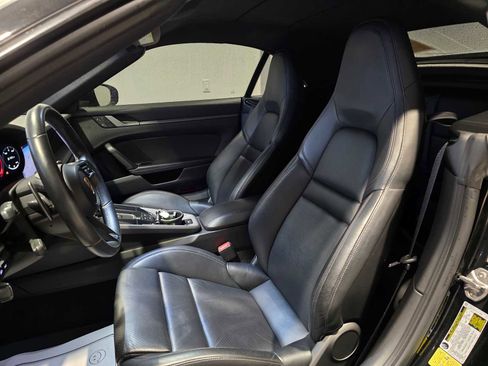 Used 2020 Porsche 911 Carrera image 5
