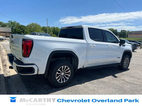 Used 2021 GMC Sierra 1500 AT4 w/ AT4 Premium Package AWD/4WD image 3