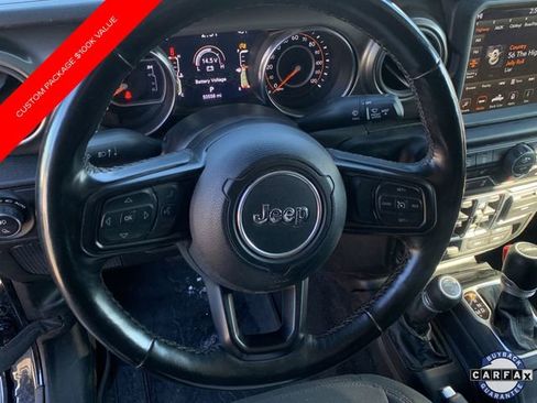 Certified 2022 Jeep Gladiator Willys image 33