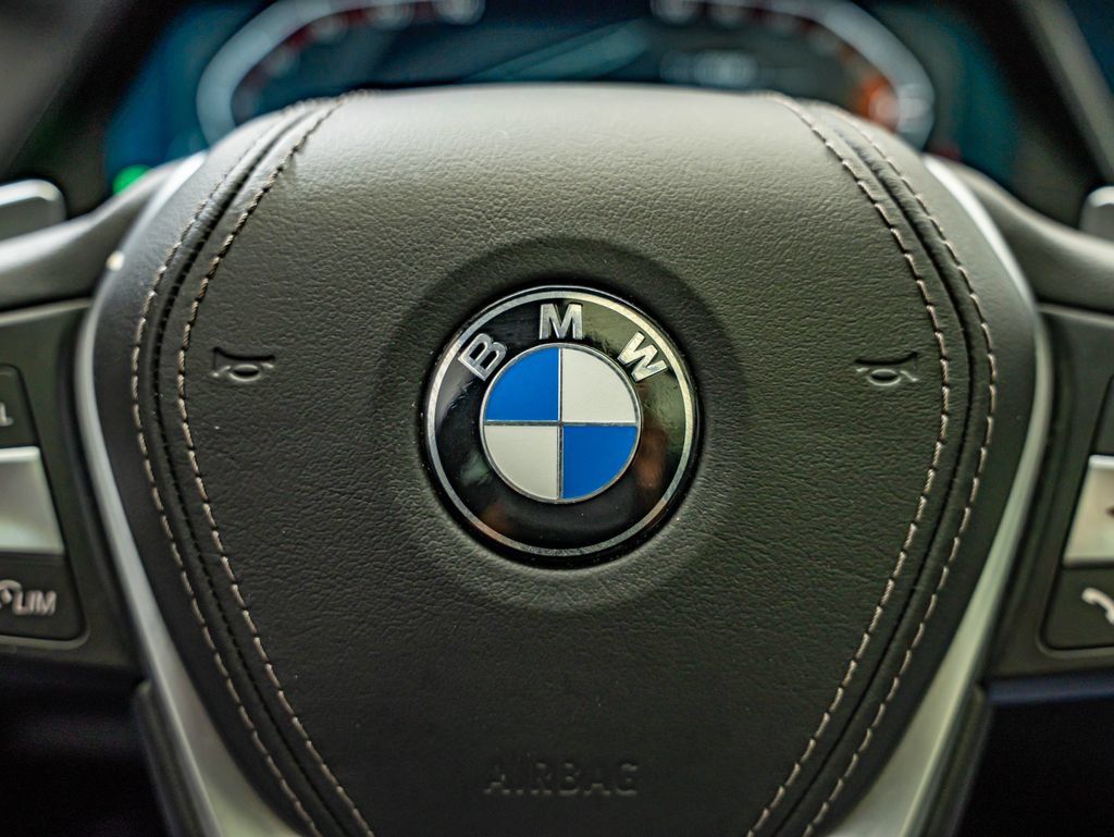 Used 2023 BMW X5 xDrive40i w/ Premium Package AWD/4WD image 23