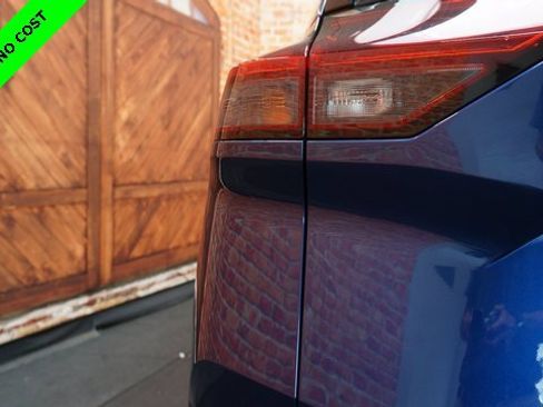 Used 2022 Nissan Rogue S image 77