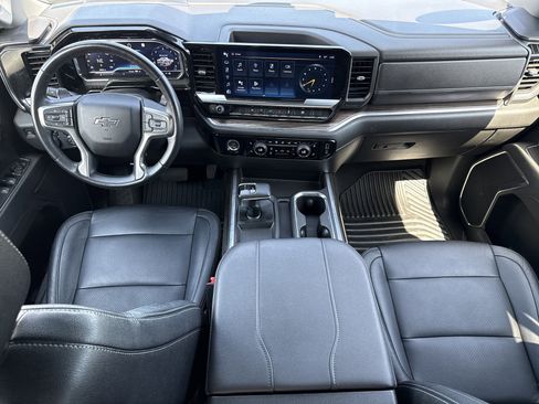 Used 2023 Chevrolet Silverado 1500 RST AWD/4WD image 27