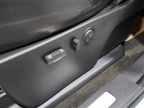 Used 2009 GMC Sierra 1500 Denali image 12