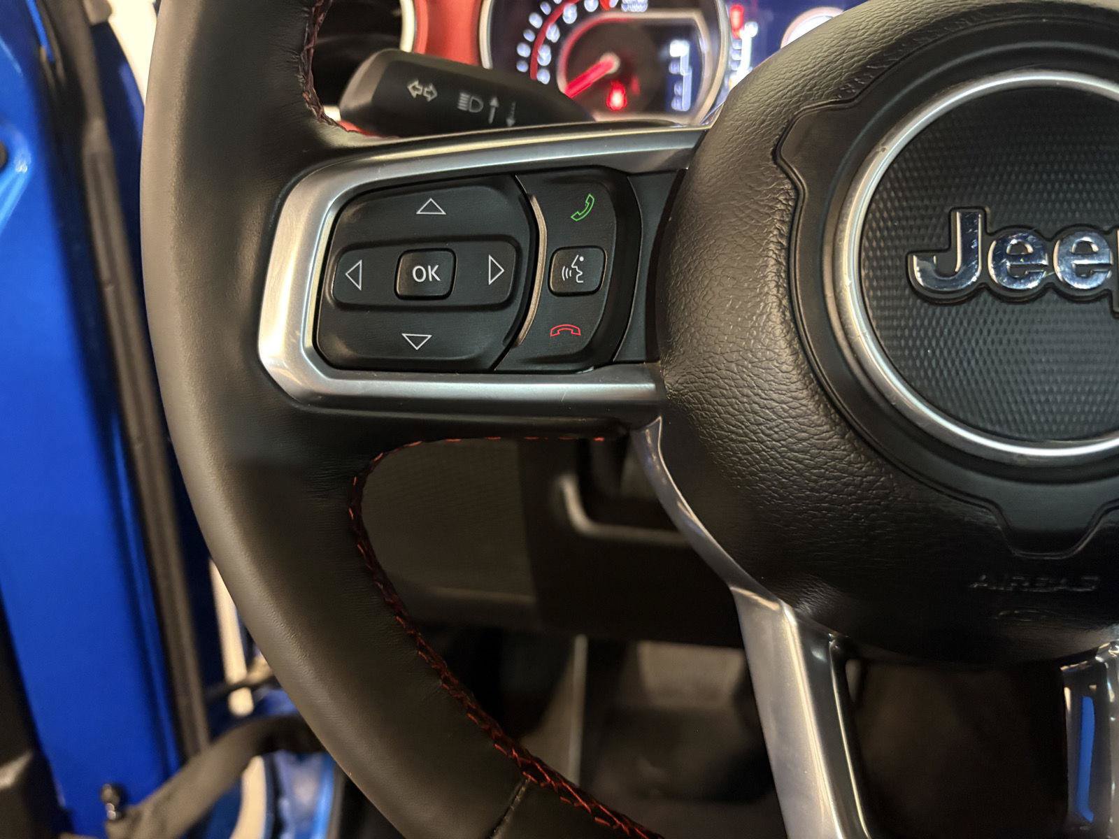 Used 2021 Jeep Wrangler Rubicon AWD/4WD image 32