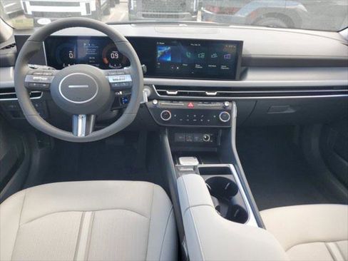 New 2026 Hyundai Sonata SEL FWD image 7