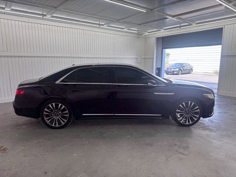 Used 2017 Lincoln Continental Reserve w/ Climate Package AWD/4WD image 4