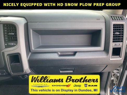 Used 2016 RAM 2500 Tradesman w/ Chrome Appearance Group image 32