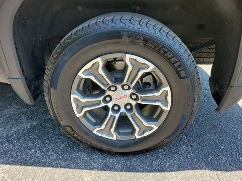 Used 2026 GMC Sierra 1500 SLT AWD/4WD image 27