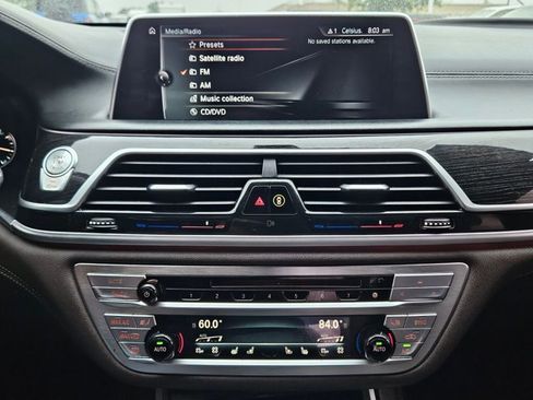 Used 2016 BMW 750i xDrive image 13