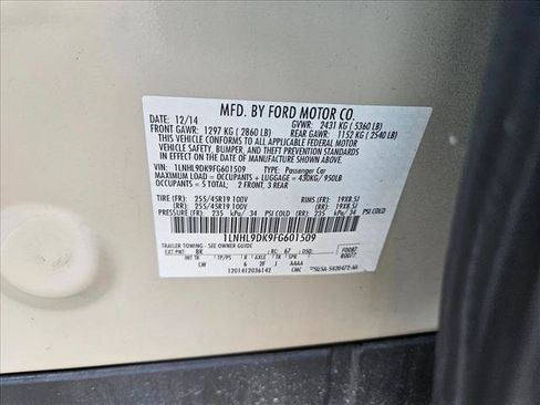 Used 2015 Lincoln MKS FWD image 19