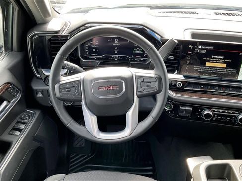 Certified 2023 GMC Sierra 1500 Elevation image 6