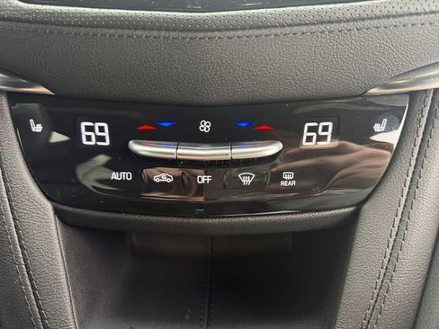 Used 2025 Cadillac XT5 Luxury w/ LPO, Floor Liner Package image 24