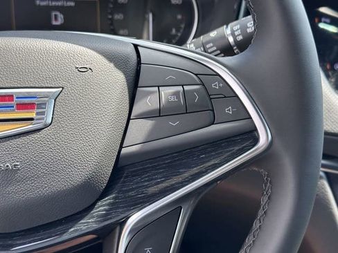 New 2025 Cadillac XT5 Premium Luxury image 16