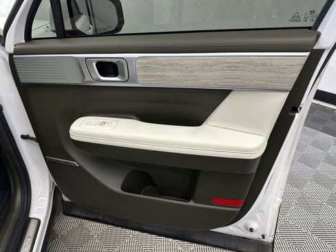 Used 2024 Hyundai Santa Fe Calligraphy image 16