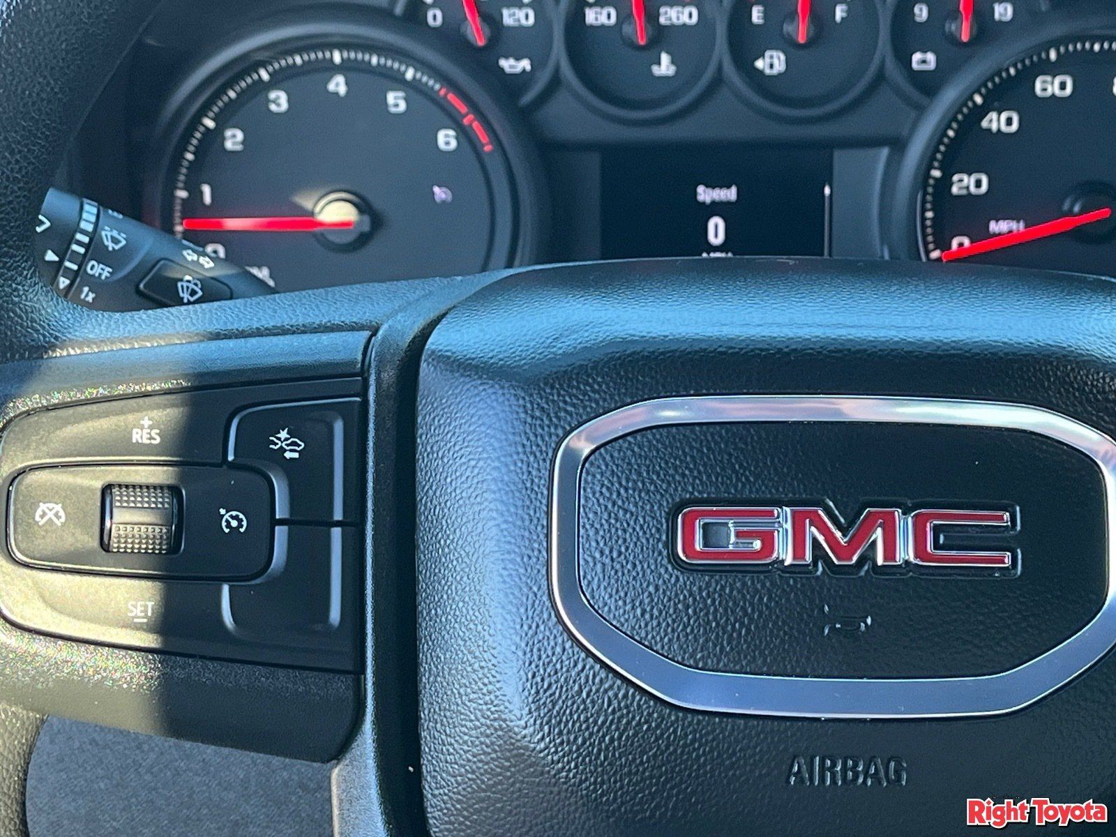 Used 2025 GMC Sierra 2500 Pro w/ 1SA Pro Safety Plus Package RWD image 22