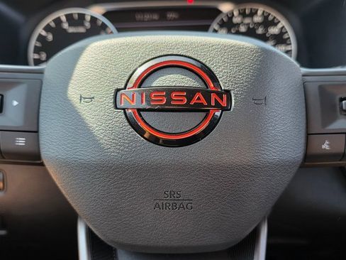 Used 2025 Nissan Rogue SV image 26