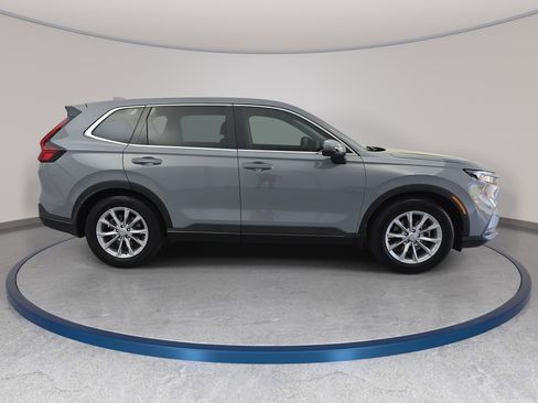 Certified 2025 Honda CR-V EX-L image 4