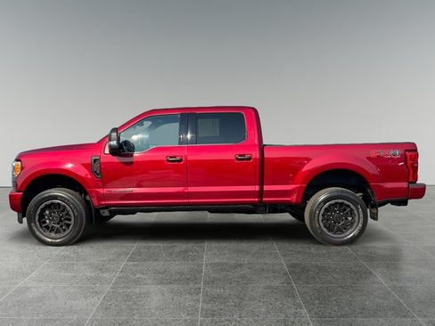 Used 2018 Ford F250 Platinum w/ Platinum Ultimate Package AWD/4WD image 3