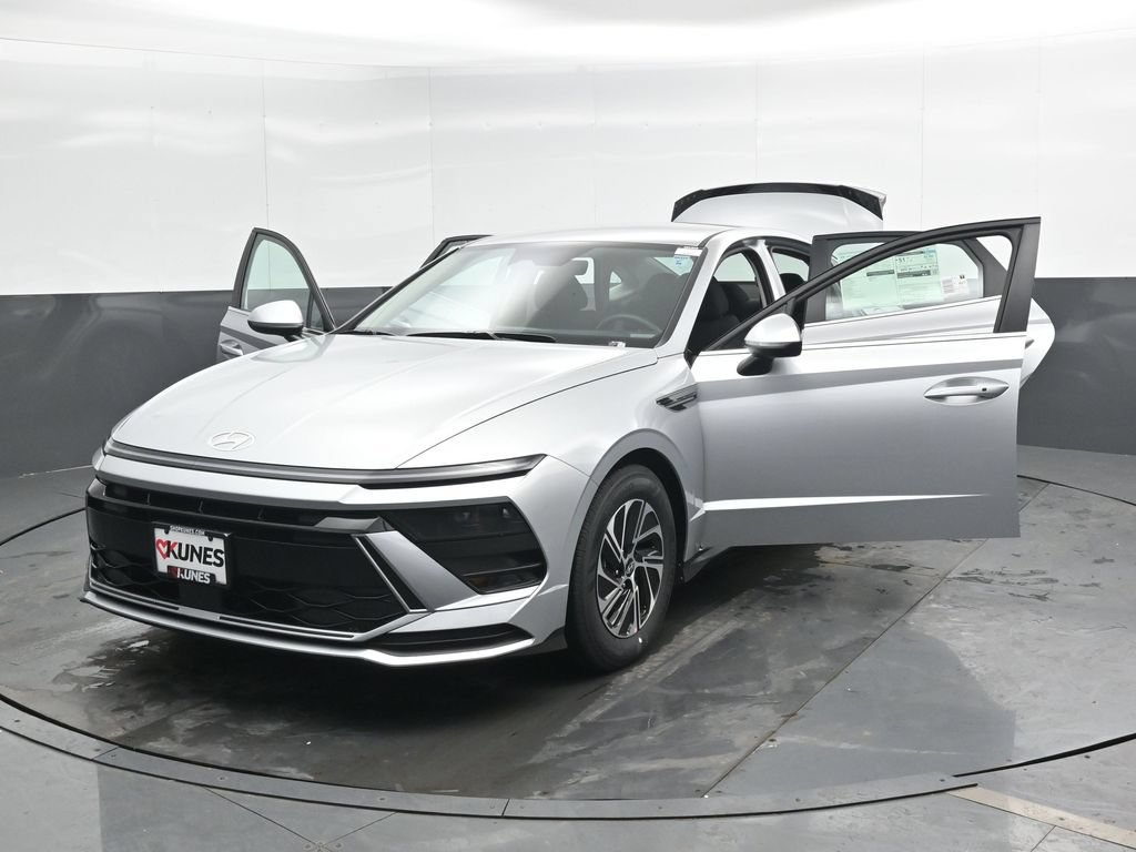 New 2026 Hyundai Sonata Blue FWD image 30