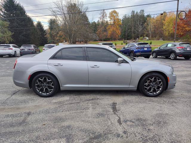 Used 2017 Chrysler 300 S w/ 300S Premium Group AWD/4WD image 8