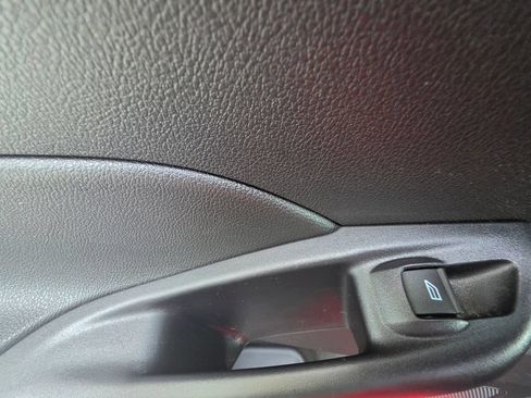 Used 2016 Ford Focus SE FWD image 10
