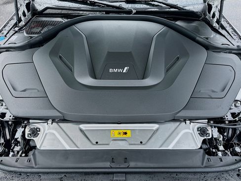 New 2026 BMW i4 eDrive40 w/ M Sport Package image 25