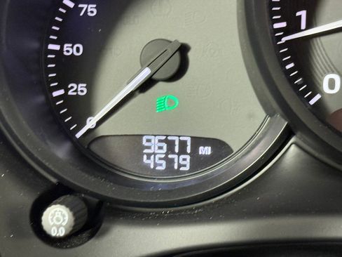 Used 2024 Porsche Macan image 30