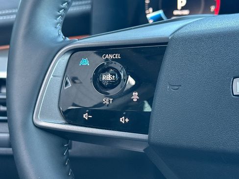 Used 2025 Nissan Murano SL AWD/4WD image 36