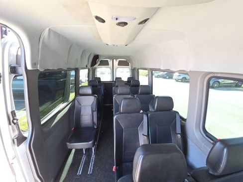 Used 2017 Mercedes-Benz Sprinter 3500 image 12