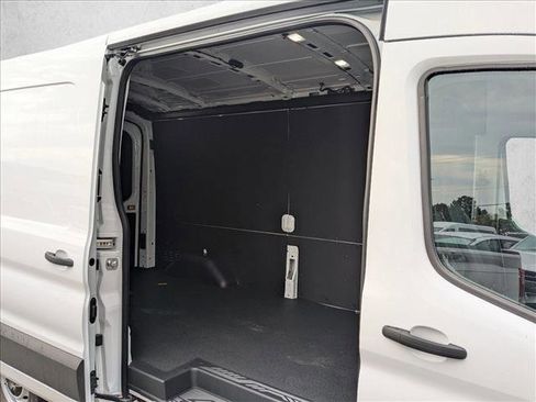 New 2026 Ford Transit 250 148 Medium Roof w/ Load Area Protection Package image 16