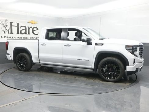 Used 2023 GMC Sierra 1500 Denali AWD/4WD image 1
