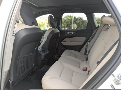 New 2026 Volvo XC60 B5 Core image 15