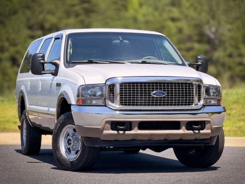 Used 2000 Ford Excursion Limited AWD/4WD image 5