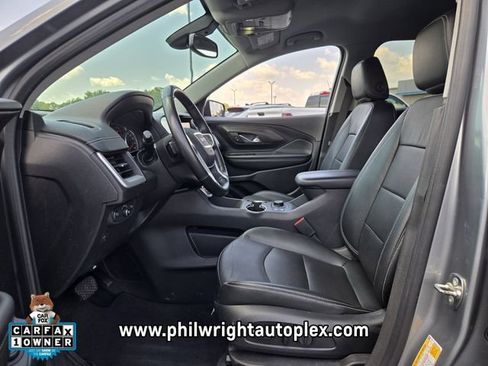 Used 2024 GMC Terrain SLT AWD/4WD image 9