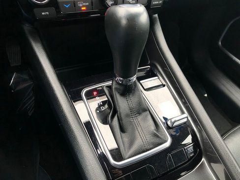 Used 2022 Jeep Compass Latitude image 28