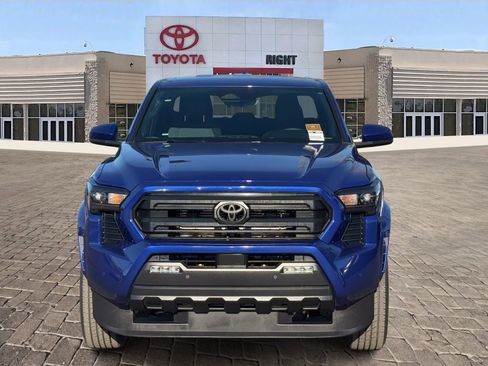 Certified 2025 Toyota Tacoma SR5 image 6