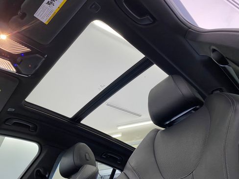 Used 2019 BMW X5 xDrive40i w/ Premium Package 2 image 14