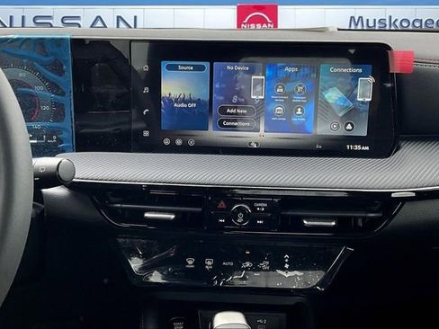 New 2026 Nissan Kicks SR w/ Illumination Package image 7