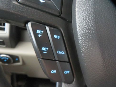 Used 2022 Ford F350 XL w/ Power Equipment Group AWD/4WD image 33